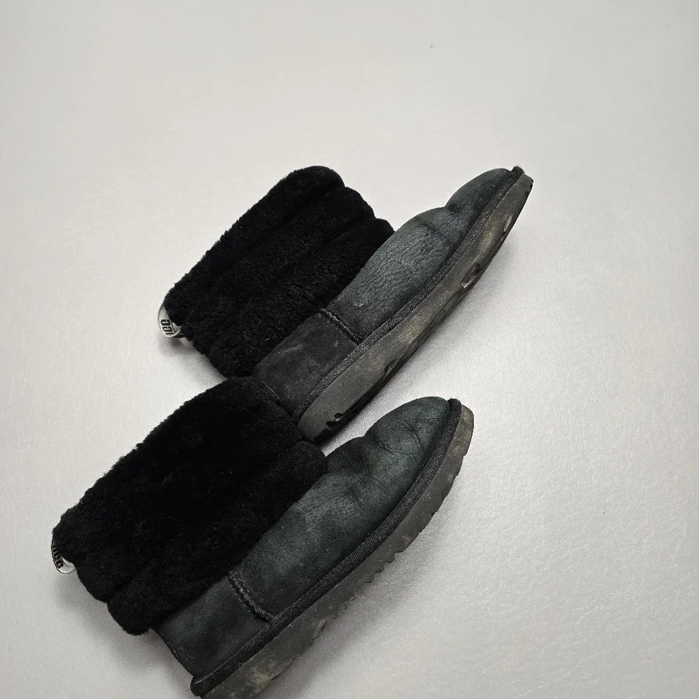 UGG Girls black ankle boots girls size 2